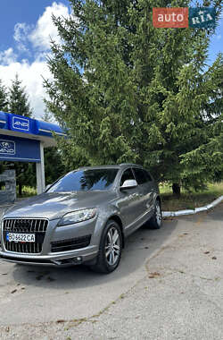 Внедорожник / Кроссовер Audi Q7 2011 в 