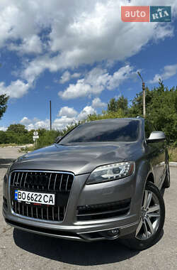 Внедорожник / Кроссовер Audi Q7 2011 в 