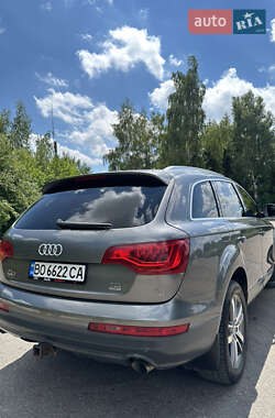 Внедорожник / Кроссовер Audi Q7 2011 в 