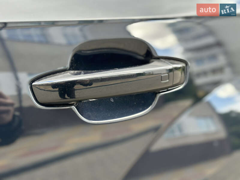 Позашляховик / Кросовер Audi Q7 2016 в Звягелі