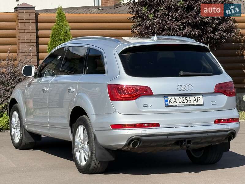 Внедорожник / Кроссовер Audi Q7 2011 в Киеве