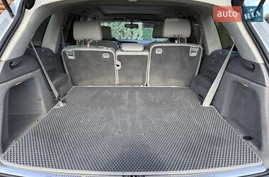 Позашляховик / Кросовер Audi Q7 2011 в 