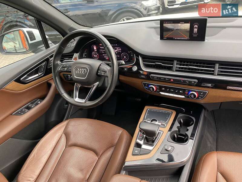 Внедорожник / Кроссовер Audi Q7 2016 в Львове