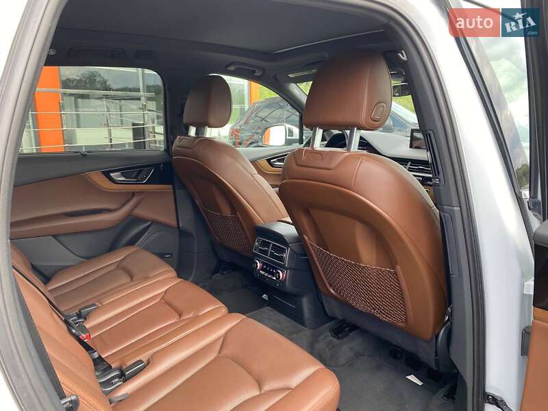 Внедорожник / Кроссовер Audi Q7 2016 в Львове