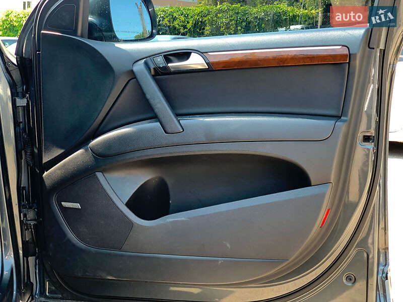 Внедорожник / Кроссовер Audi Q7 2012 в Виннице