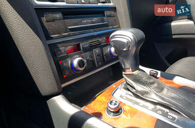 Внедорожник / Кроссовер Audi Q7 2012 в 