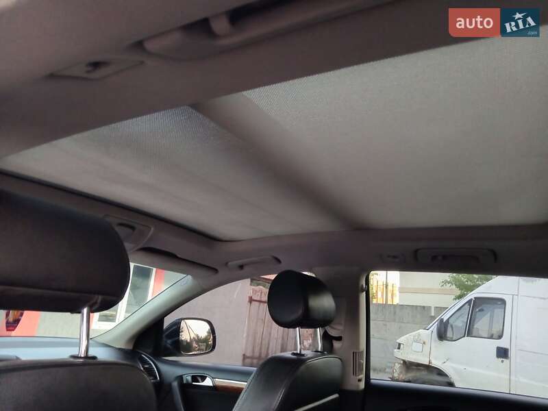 Позашляховик / Кросовер Audi Q7 2006 в Гайсину