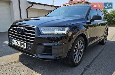 Позашляховик / Кросовер Audi Q7 2016 в 