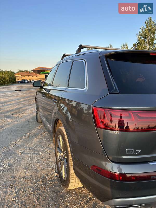 Внедорожник / Кроссовер Audi Q7 2019 в Одессе