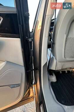 Позашляховик / Кросовер Audi Q7 2019 в 
