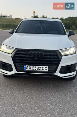 Позашляховик / Кросовер Audi Q7 2016 в Харкові