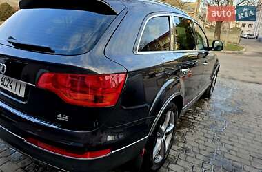 Позашляховик / Кросовер Audi Q7 2007 в 
