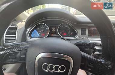 Позашляховик / Кросовер Audi Q7 2007 в 