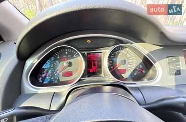 Позашляховик / Кросовер Audi Q7 2007 в 