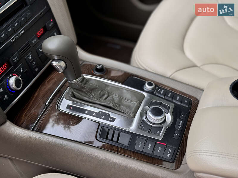 Позашляховик / Кросовер Audi Q7 2007 в Тернополі