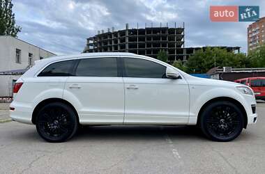 Позашляховик / Кросовер Audi Q7 2008 в 