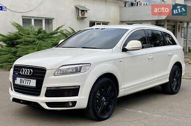 Позашляховик / Кросовер Audi Q7 2008 в 