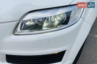 Позашляховик / Кросовер Audi Q7 2008 в 