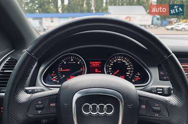Позашляховик / Кросовер Audi Q7 2008 в 
