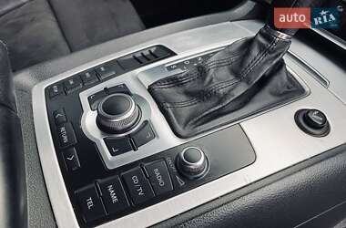 Позашляховик / Кросовер Audi Q7 2008 в 