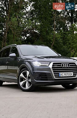 Внедорожник / Кроссовер Audi Q7 2017 в Луцке