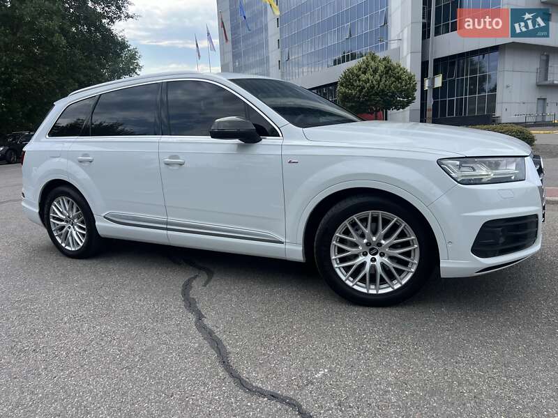 Audi Q7 2018
