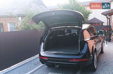 Позашляховик / Кросовер Audi Q7 2008 в 