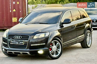 Позашляховик / Кросовер Audi Q7 2006 в 