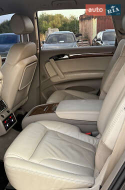 Позашляховик / Кросовер Audi Q7 2006 в 