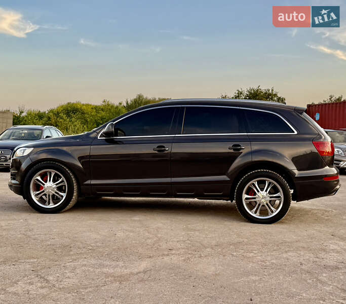 Позашляховик / Кросовер Audi Q7 2006 в Рівному