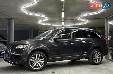 Внедорожник / Кроссовер Audi Q7 2012 в 