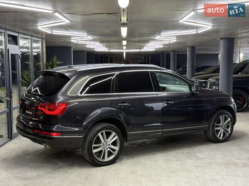 Позашляховик / Кросовер Audi Q7 2012 в Одесі