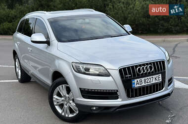 Внедорожник / Кроссовер Audi Q7 2014 в 