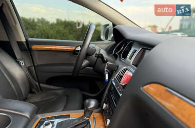 Внедорожник / Кроссовер Audi Q7 2014 в 