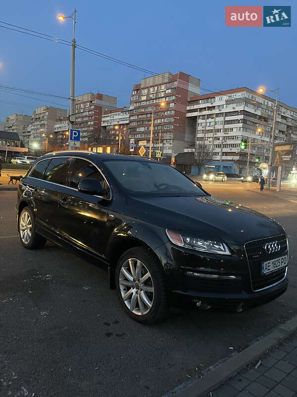 Позашляховик / Кросовер Audi Q7 2008 в Дніпрі