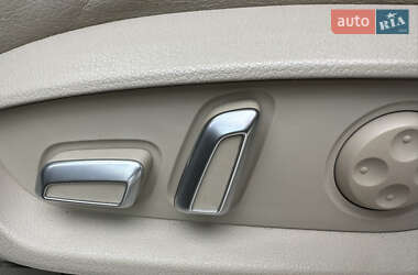 Позашляховик / Кросовер Audi Q7 2014 в 