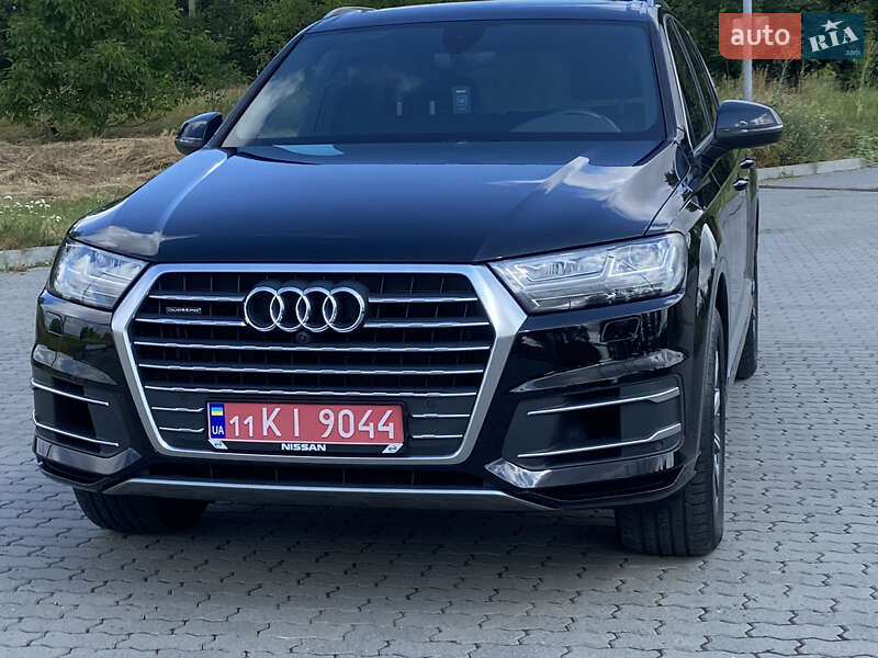 Внедорожник / Кроссовер Audi Q7 2018 в Виннице