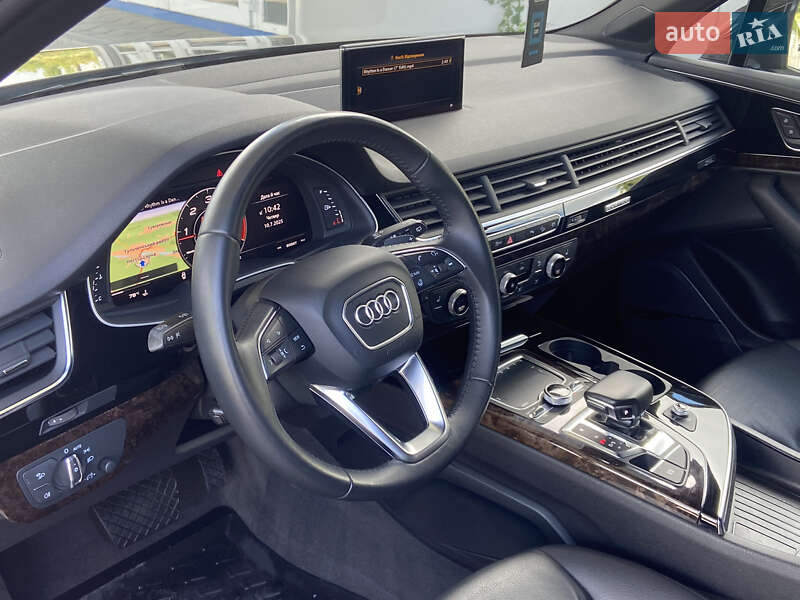 Внедорожник / Кроссовер Audi Q7 2018 в Виннице