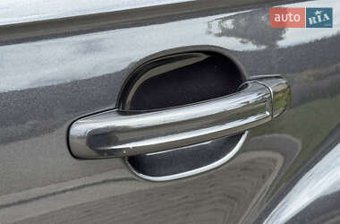 Внедорожник / Кроссовер Audi Q7 2011 в 