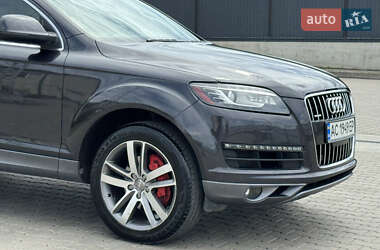 Внедорожник / Кроссовер Audi Q7 2011 в 