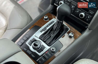 Внедорожник / Кроссовер Audi Q7 2011 в 