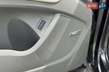 Внедорожник / Кроссовер Audi Q7 2011 в 