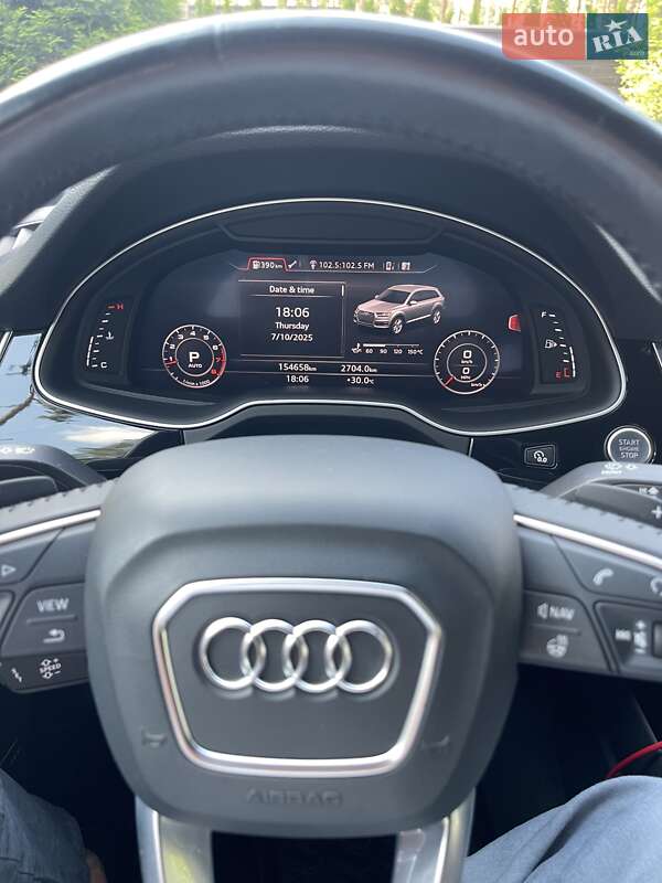 Позашляховик / Кросовер Audi Q7 2017 в Києві
