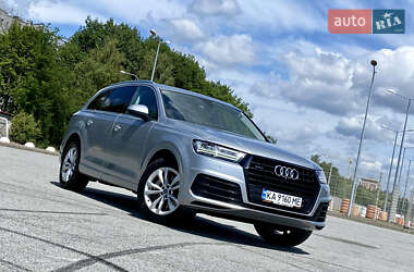 Позашляховик / Кросовер Audi Q7 2018 в 