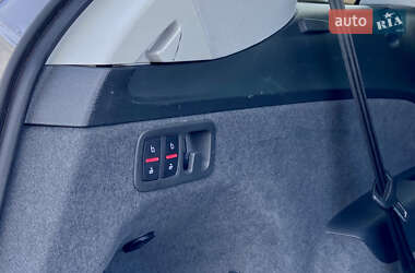 Позашляховик / Кросовер Audi Q7 2018 в 