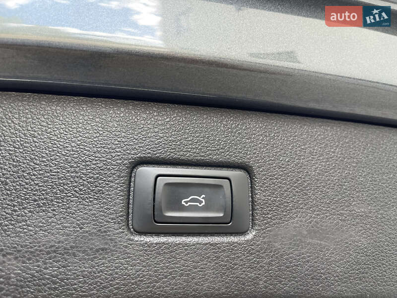 Внедорожник / Кроссовер Audi Q7 2017 в Хмельницком
