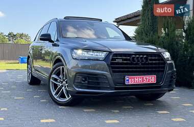 Позашляховик / Кросовер Audi Q7 2018 в 