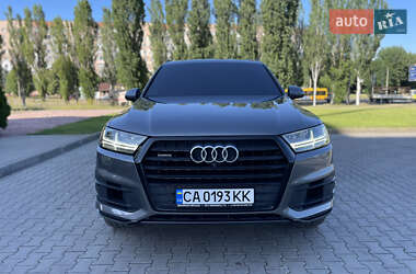 Позашляховик / Кросовер Audi Q7 2016 в Черкасах