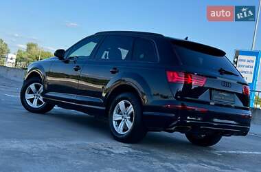Внедорожник / Кроссовер Audi Q7 2019 в 