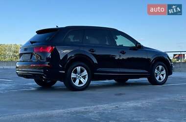 Внедорожник / Кроссовер Audi Q7 2019 в 